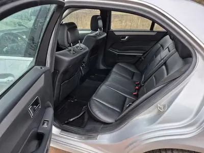 Mercedes E220 thumbnail 7