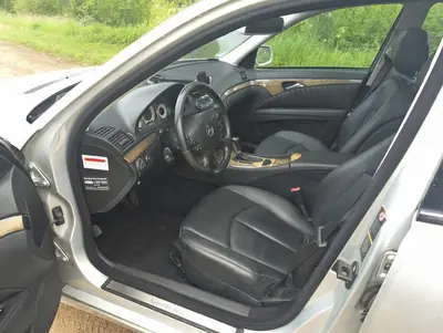 Mercedes E280 thumbnail 6