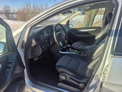 Mercedes B200 thumbnail 6