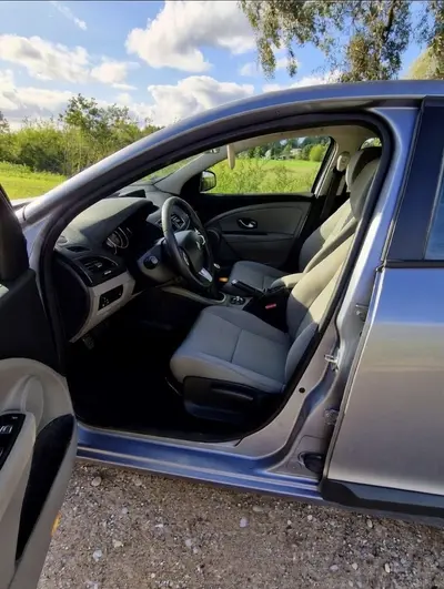Renault Megane thumbnail 4
