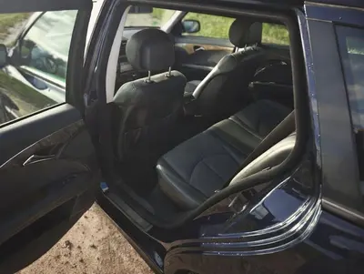 Mercedes E220 thumbnail 7