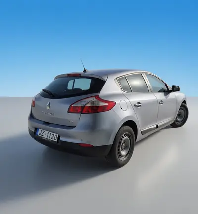 Renault Megane thumbnail 2
