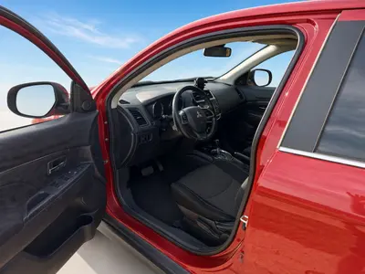 Mitsubishi ASX thumbnail 5