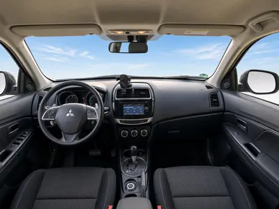 Mitsubishi ASX thumbnail 6