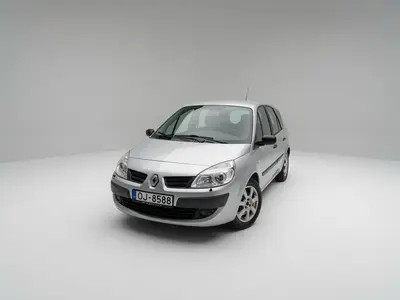 Renault Grand Scenic thumbnail 1