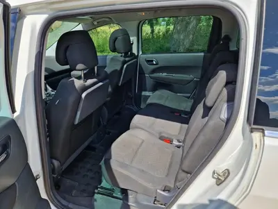 Peugeot 5008 thumbnail 6